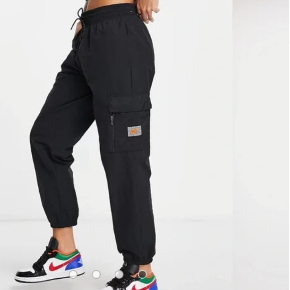 NIKE SPORTSWEAR WOMEN'S UTILITY WOVEN CARGO JOGGER PANT SIZE XS